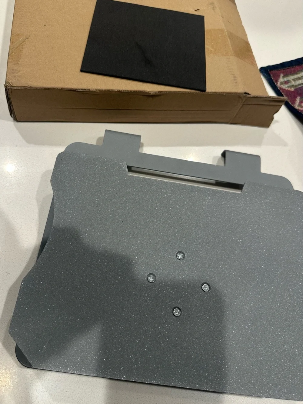 iPad holder- IPad or laptop stand- can turn and adjustable